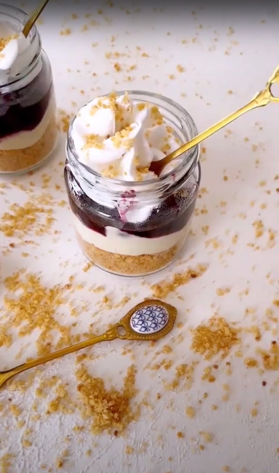 No-Bake Berry Dessert Cups